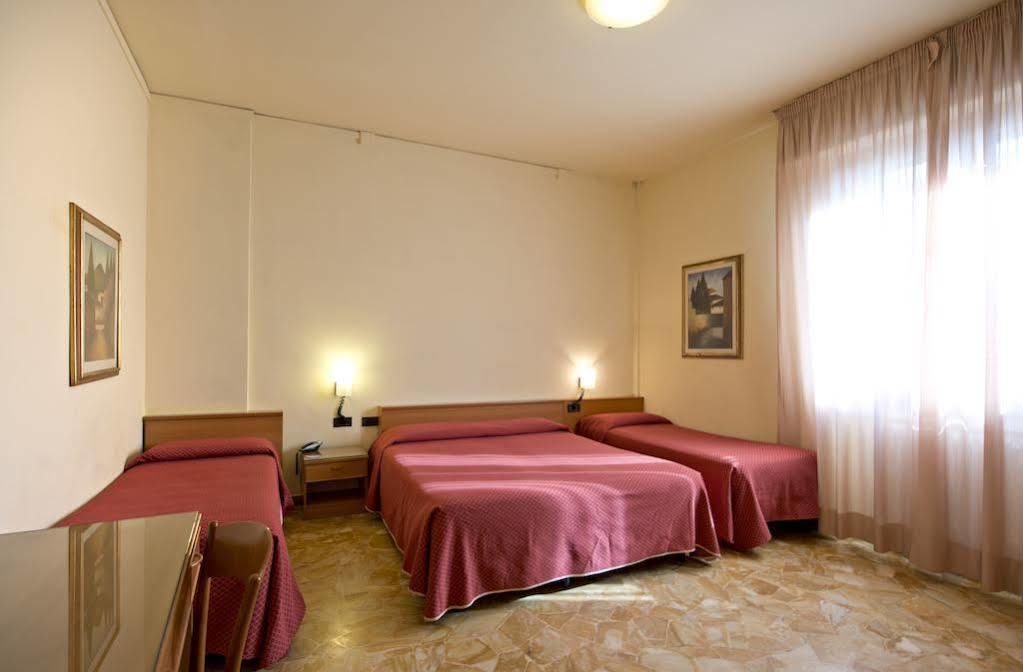 Hotel Careggi Florencia Exterior foto